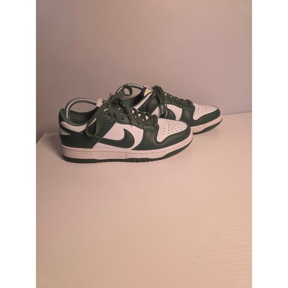 Nike Dunks Low Women’s 7 White/Green Classic Preppy Sneaker StreetWear Shoes - Picture 4 of 10
